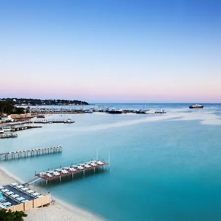 2P 60M²,Centre-Ville,Calme ,Vue Mer ,Parking ,Wifi Αντίμπ